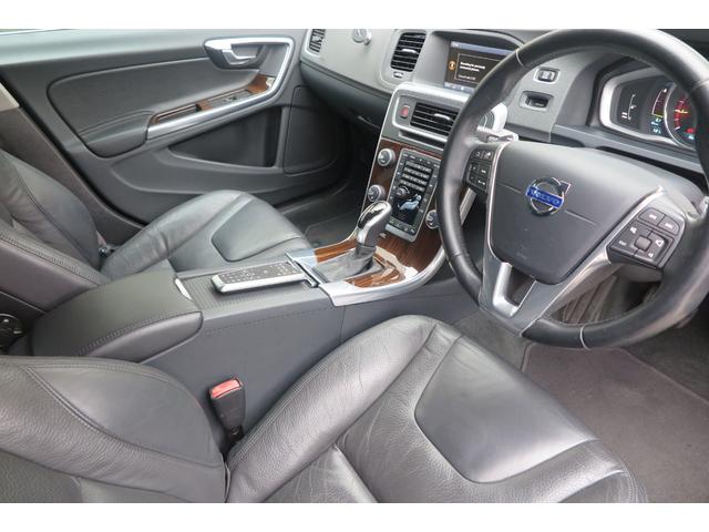 V60 T4 2024年製ピレリタイヤ 皮シート シートヒーター Bluetooth ナビ 地デジ バックモニター ETC(42枚目)