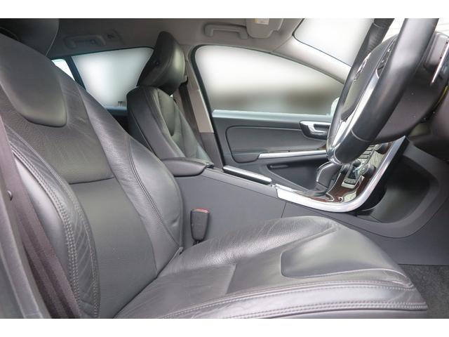 V60 T4 2024年製ピレリタイヤ 皮シート シートヒーター Bluetooth ナビ 地デジ バックモニター ETC(45枚目)