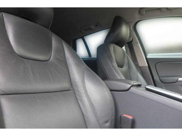 V60 T4 2024年製ピレリタイヤ 皮シート シートヒーター Bluetooth ナビ 地デジ バックモニター ETC(46枚目)