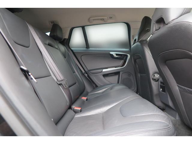 V60 T4 2024年製ピレリタイヤ 皮シート シートヒーター Bluetooth ナビ 地デジ バックモニター ETC(47枚目)