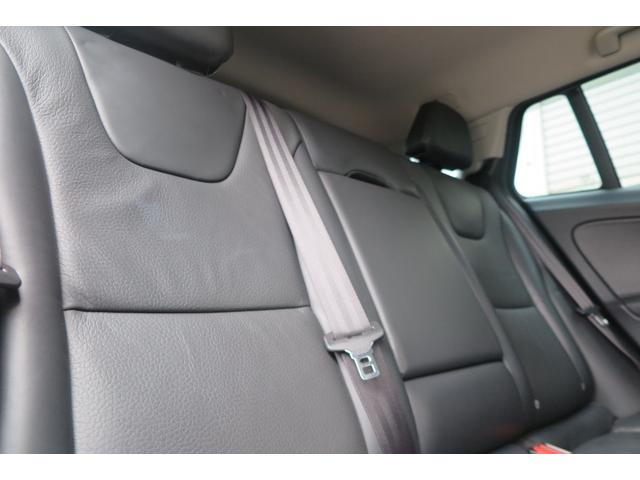 V60 T4 2024年製ピレリタイヤ 皮シート シートヒーター Bluetooth ナビ 地デジ バックモニター ETC(48枚目)