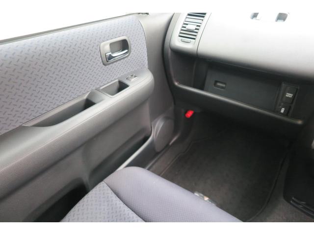 モビリオスパイク W 2025年製タイヤ装着 パドルシフト 純正ナビ 地デジ ETC キーレス(27枚目)