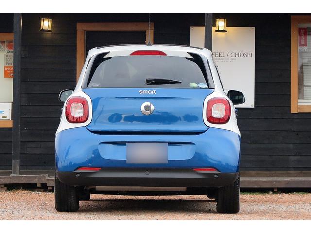 スマートフォーフォー プライム　皮シート　ナビ　Ｂｌｕｅｔｏｏｔｈ　地デジ　バックモニター　ＥＴＣ　２０２２タイヤ　キーレス（11枚目）