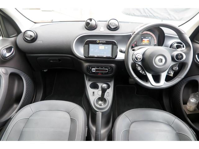 スマートフォーフォー プライム　皮シート　ナビ　Ｂｌｕｅｔｏｏｔｈ　地デジ　バックモニター　ＥＴＣ　２０２２タイヤ　キーレス（21枚目）