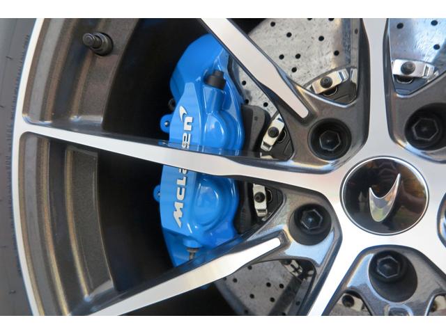 600LTスパイダー ベースグレード カーボンEX、IN アルカンターラレーシングS P ZERO TROFEO R 10スポークAW スポーツエキゾースト 屋内保管車 雨天未使用 ディーラー記録簿(2枚目)