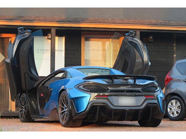 600LTスパイダー ベースグレード カーボンEX、IN アルカンターラレーシングS P ZERO TROFEO R 10スポークAW スポーツエキゾースト 屋内保管車 雨天未使用 ディーラー記録簿(7枚目)