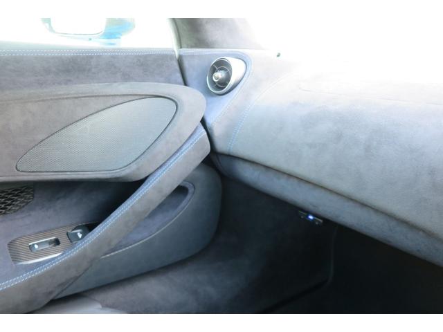 600LTスパイダー ベースグレード カーボンEX、IN アルカンターラレーシングS P ZERO TROFEO R 10スポークAW スポーツエキゾースト 屋内保管車 雨天未使用 ディーラー記録簿(26枚目)