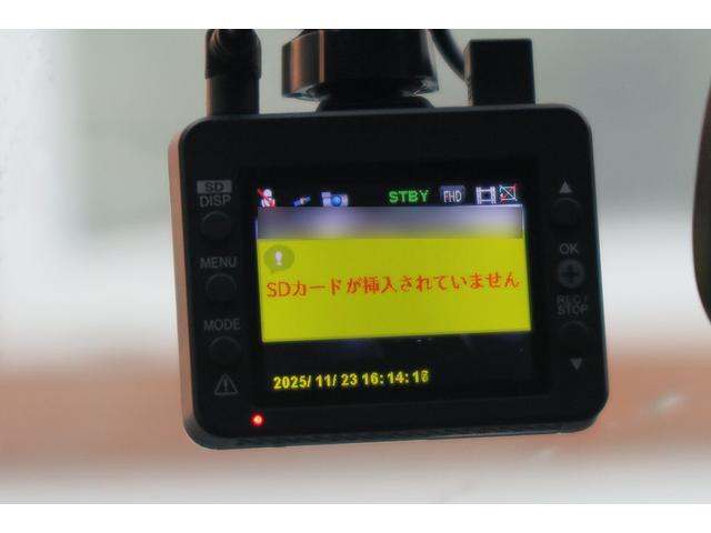 インプレッサスポーツ １．６ｉ－Ｌ　前後ドラレコ　ＥＴＣ　社外ナビ　地デジ　ＨＩＤ　保証書　２４ヵ月点検（4枚目）