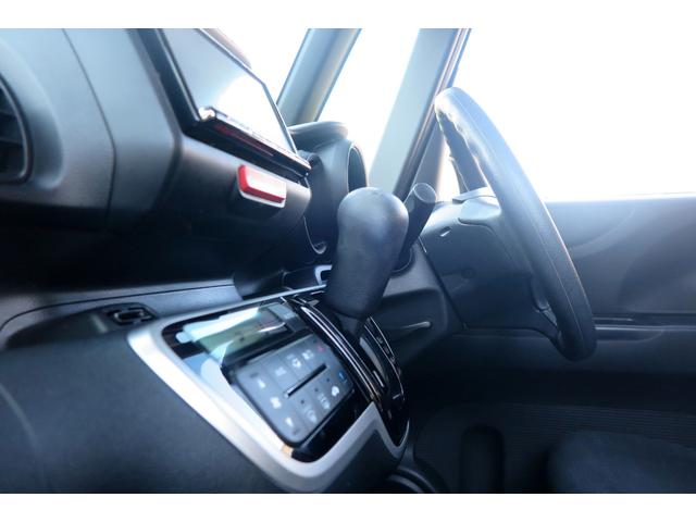 Ｎ－ＢＯＸ Ｇ　２０２３年タイヤ　Ｒ６年９月バッテリー交換　Ｂｌｕｅｔｏｏｔｈ　ナビ　バックモニター　ディーラー記録簿　ＥＴＣ　スマートキー　スペアキー　取説（35枚目）