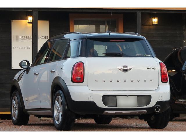 ＭＩＮＩ クーパーＤ　クロスオーバー　オール４　２７年１２月　２０２３年製タイヤ　前後ドライブレコーダー　Ｂｌｕｅｔｏｏｔｈ　ナビ　地デジ　Ｂモニター　ＥＴＣ　アンビエント　１２ヵ月点検（9枚目）