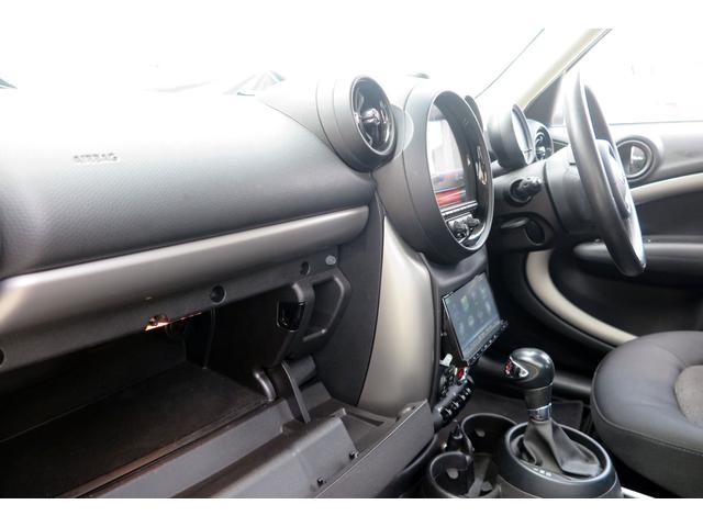 ＭＩＮＩ クーパーＤ　クロスオーバー　オール４　２７年１２月　２０２３年製タイヤ　前後ドライブレコーダー　Ｂｌｕｅｔｏｏｔｈ　ナビ　地デジ　Ｂモニター　ＥＴＣ　アンビエント　１２ヵ月点検（42枚目）