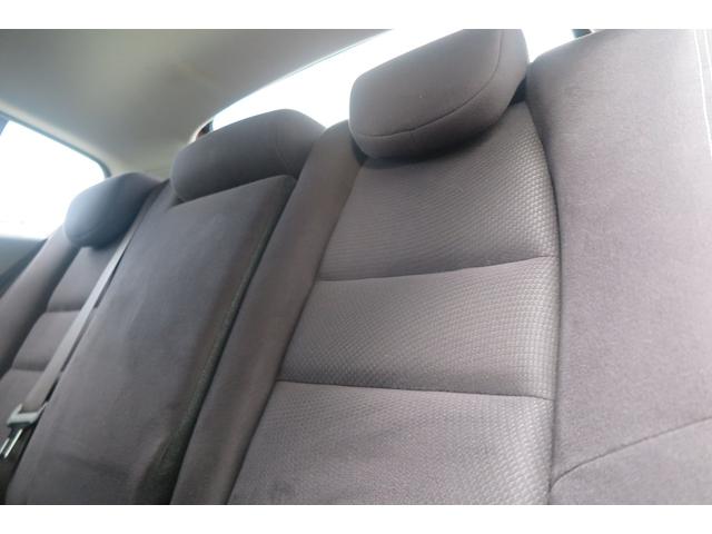 インサイト Ｇ　後期　１オーナー車　ドラレコ　ナビ　地デジ　ステアリモコン　２０２２タイヤ　バックモニター　ＥＴＣ　ＨＩＤ　保証書　取説　スペアキー（44枚目）