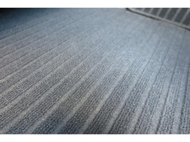 ノート Ｘ　ナビ　地デジ　プッシュスタート　インテリキー　アイドリングＳ　法定２４ヵ月点検（33枚目）