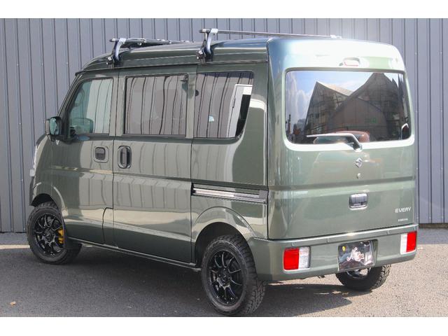 エブリイ ジョイン 5型 5MT 4WD セーフティサポート ナビ/フルセグTV 14ホイール&オープンカントリー 革調シートカバー&チェック柄フロアーマット ショートバンパー化&スキッドバンパー イエローキャリパー(3枚目)