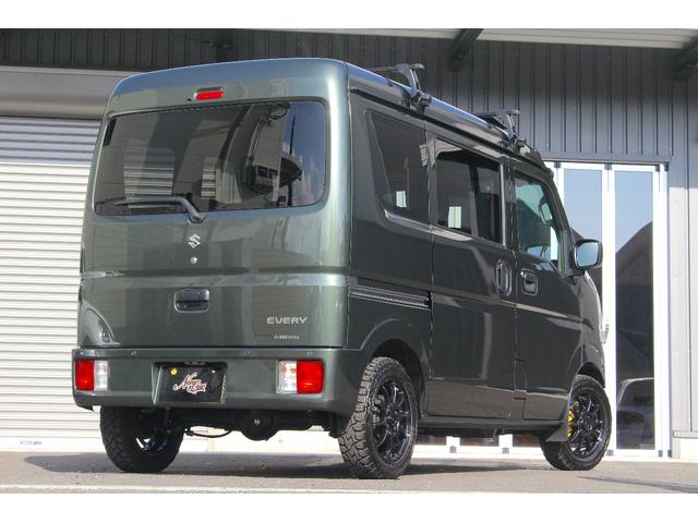 エブリイ ジョイン 5型 5MT 4WD セーフティサポート ナビ/フルセグTV 14ホイール&オープンカントリー 革調シートカバー&チェック柄フロアーマット ショートバンパー化&スキッドバンパー イエローキャリパー(6枚目)