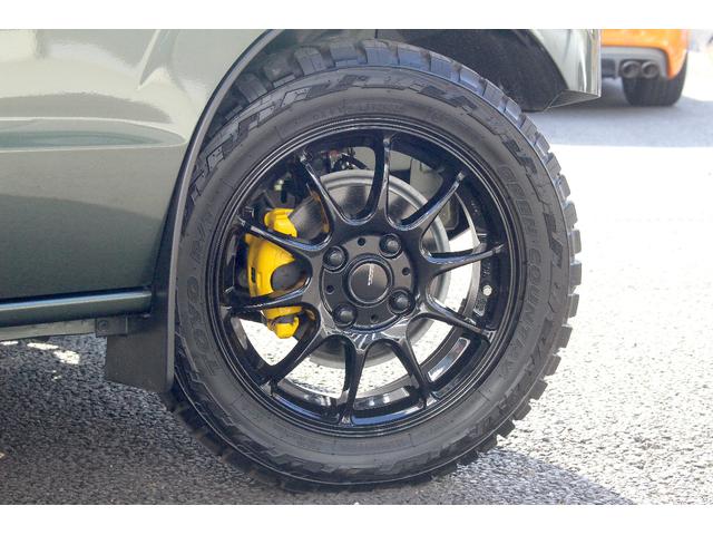 エブリイ ジョイン 5型 5MT 4WD セーフティサポート ナビ/フルセグTV 14ホイール&オープンカントリー 革調シートカバー&チェック柄フロアーマット ショートバンパー化&スキッドバンパー イエローキャリパー(7枚目)