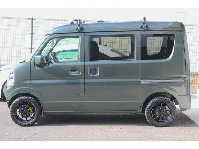 エブリイ ジョイン 5型 5MT 4WD セーフティサポート ナビ/フルセグTV 14ホイール&オープンカントリー 革調シートカバー&チェック柄フロアーマット ショートバンパー化&スキッドバンパー イエローキャリパー(17枚目)