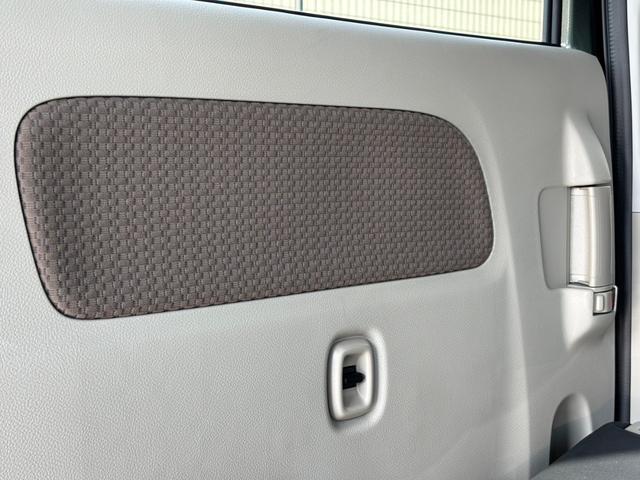 エブリイ ジョイン 5型 5MT 4WD セーフティサポート ナビ/フルセグTV 14ホイール&オープンカントリー 革調シートカバー&チェック柄フロアーマット ショートバンパー化&スキッドバンパー イエローキャリパー(37枚目)