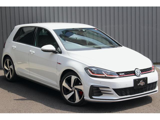 ゴルフＧＴＩ ベースグレード　ｍｋ７．５　６ＭＴ　オリジナル　ドラレコ　デジタルメータークラスター　Ｄｉｓｃｏｖｅｒ　Ｐｒｏ　ＬＥＤヘッドライト　ＤＣＣ　アダプティブクルーズコントロール（2枚目）