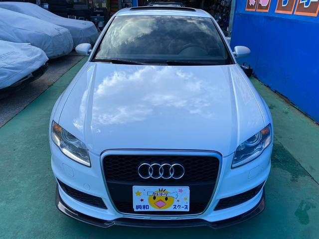 アウディ ＲＳ４