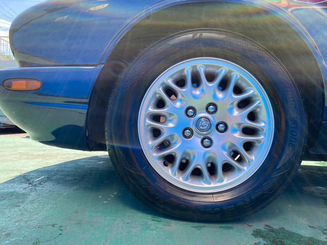 ＸＪ ＸＪ　エグゼクティブ４．０－Ｖ８　買取仕入（45枚目）