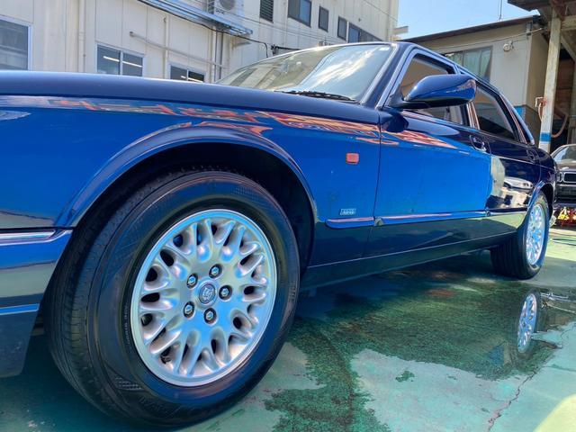 ＸＪ ＸＪ　エグゼクティブ４．０－Ｖ８　買取仕入（54枚目）