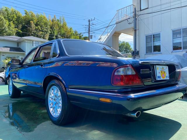 ＸＪ ＸＪ　エグゼクティブ４．０－Ｖ８　買取仕入（60枚目）