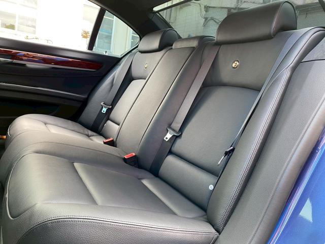 B7 ビターボ リムジンオールラッド 買取仕入 左ハンドル(21枚目)