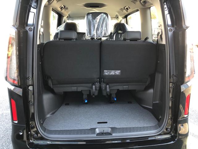 セレナ ｅ－パワー　ハイウェイスターＶ　日産オリジナルナビ取付パッケージ（ステアリングスイッチ（オーディオ）、６スピーカー、ＴＶアンテナ、ＧＰＳアンテナ、リヤビューモニター用プリハーネス）（24枚目）