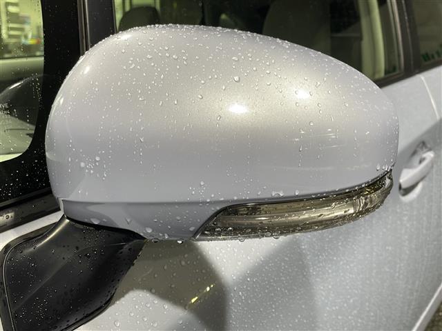 プリウス Ｓツーリングセレクション　ＨＤＤナビ　ビルトインＥＴＣ　ＬＥＤヘッドライト（32枚目）