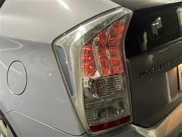 プリウス Ｓツーリングセレクション　ＨＤＤナビ　ビルトインＥＴＣ　ＬＥＤヘッドライト（33枚目）
