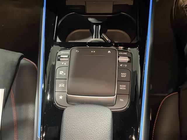 ＧＬＢ ＧＬＢ２００ｄ　４マチック　ＡＭＧラインパッケージ　レーダーセーフティ　ドラレコ３カメ（12枚目）