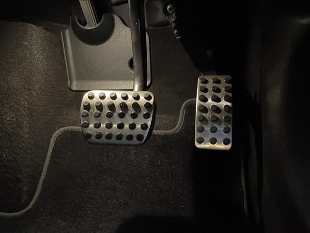 ＧＬＢ ＧＬＢ２００ｄ　４マチック　ＡＭＧラインパッケージ　レーダーセーフティ　ドラレコ３カメ（14枚目）