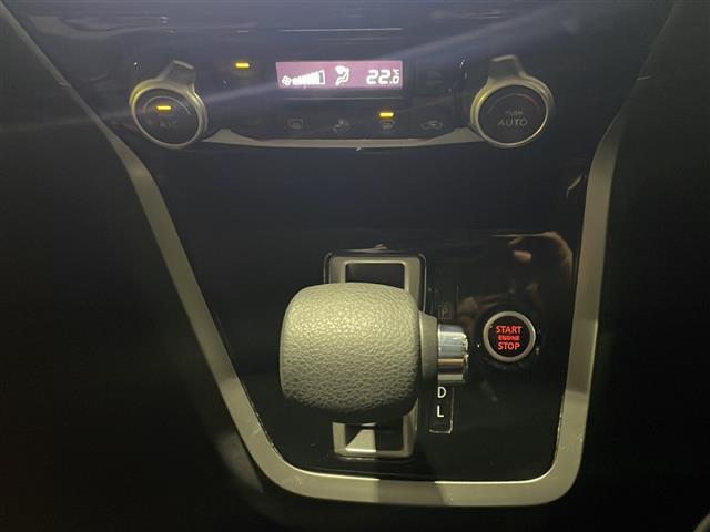 セレナ ハイウェイスター V Vセレクション ハンズフリーパワースライドドア(10枚目)