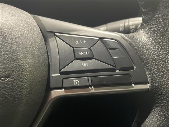 セレナ ハイウェイスター V Vセレクション ハンズフリーパワースライドドア(15枚目)