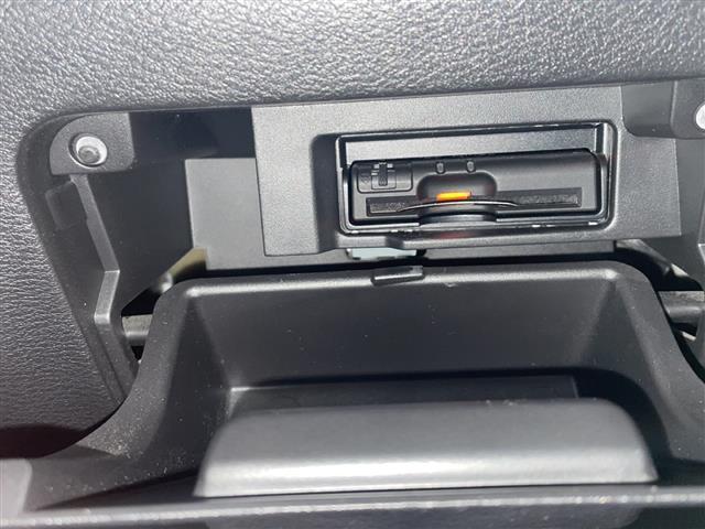 セレナ ハイウェイスター V Vセレクション ハンズフリーパワースライドドア(35枚目)