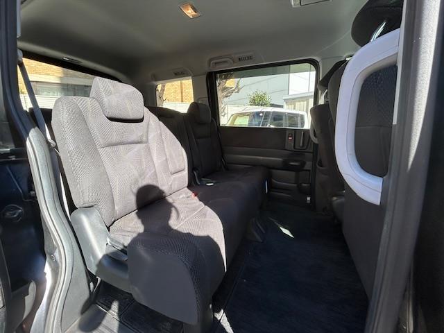 ステップワゴンスパーダ Z HDDナビエディション 両側パワースライドドア/純正ナビ/フリップダウンモニター(24枚目)