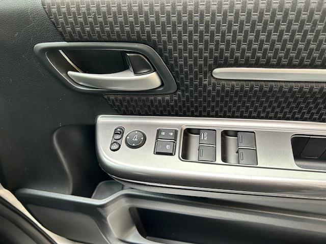 ステップワゴンスパーダ スパーダ・クールスピリット ホンダセンシング ワンオーナー/純正ナビ(Bluetooth・SDカード・フルセグ・DVD・CD・FM・AM)/両側パワースライドドア衝突被害軽減ブレーキ/レーダークルーズコントロール/レーンキープアシスト(17枚目)