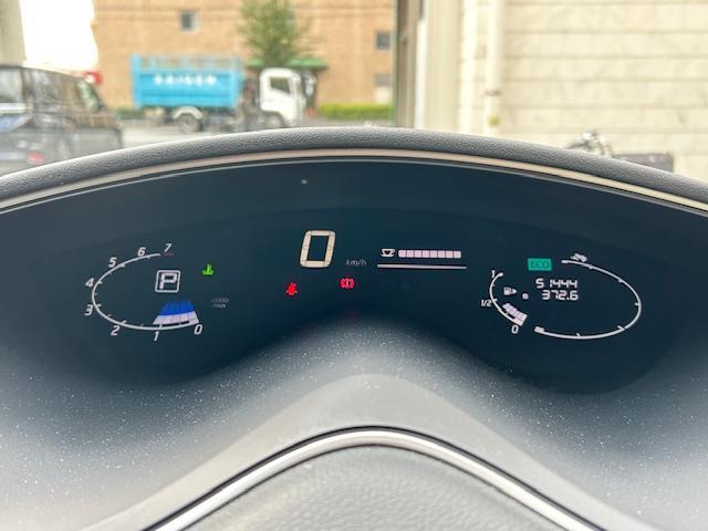 セレナ ハイウェイスター　Ｖセレ＋セーフティＩＩ　ＳＨＶ　両側パワスラ／エマージェンシーブレーキ（2枚目）