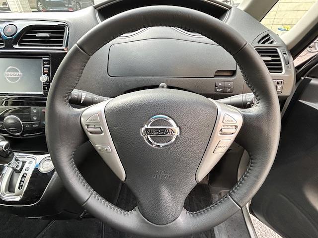 セレナ ハイウェイスター　Ｖセレ＋セーフティＩＩ　ＳＨＶ　両側パワスラ／エマージェンシーブレーキ（6枚目）