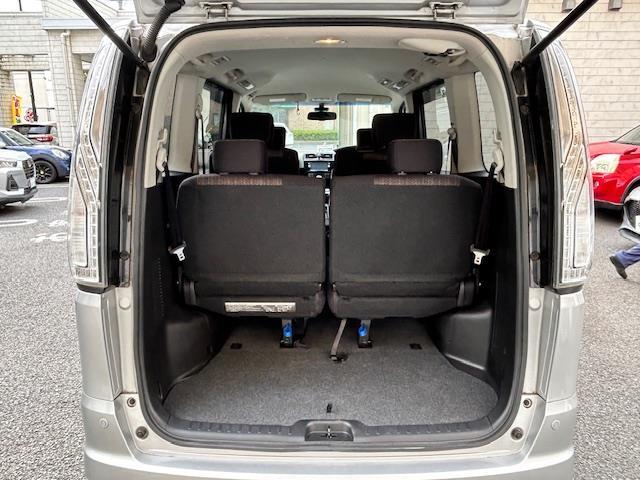 セレナ ハイウェイスター　Ｖセレ＋セーフティＩＩ　ＳＨＶ　両側パワスラ／エマージェンシーブレーキ（22枚目）