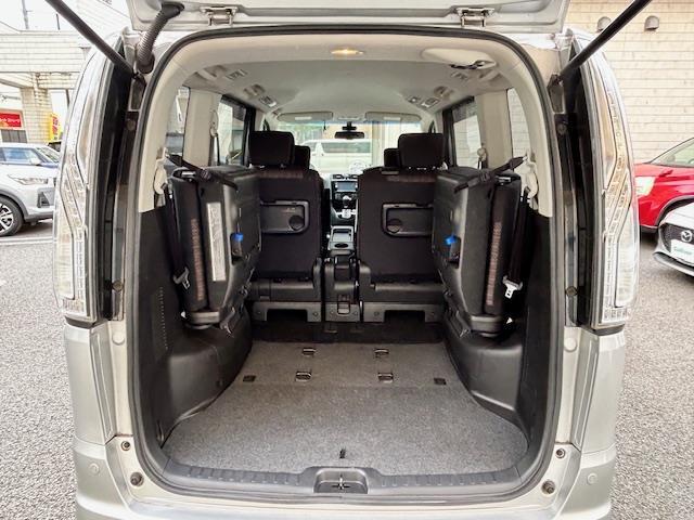 セレナ ハイウェイスター　Ｖセレ＋セーフティＩＩ　ＳＨＶ　両側パワスラ／エマージェンシーブレーキ（23枚目）