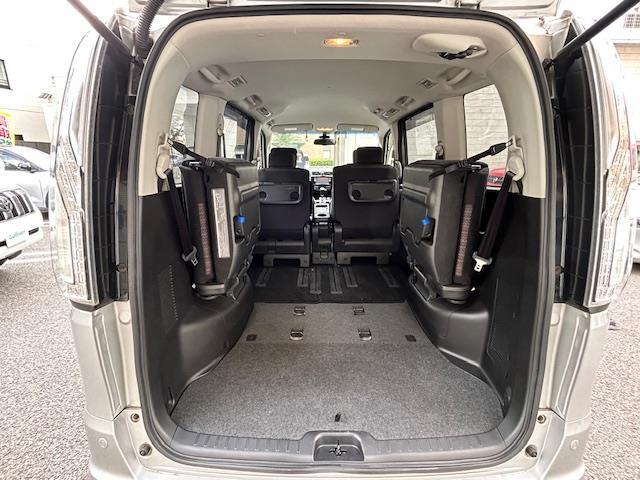 セレナ ハイウェイスター　Ｖセレ＋セーフティＩＩ　ＳＨＶ　両側パワスラ／エマージェンシーブレーキ（24枚目）