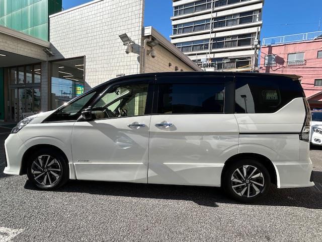 セレナ ハイウェイスターＶ　両側パワースライドドア／後席モニター／全方位カメラ（39枚目）