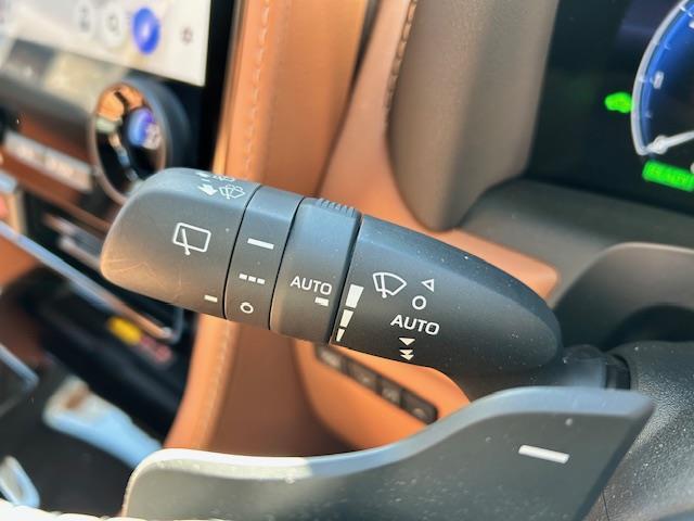 ヴェルファイアハイブリッド Ｚ　プレミア　純正ナビ／両側パワスラ／サンルーフ／ＥＴＣ（9枚目）