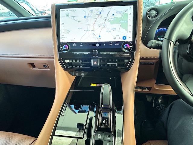 ヴェルファイアハイブリッド Ｚ　プレミア　純正ナビ／両側パワスラ／サンルーフ／ＥＴＣ（11枚目）