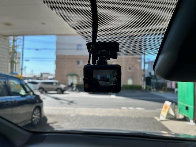 ヴェルファイアハイブリッド Ｚ　プレミア　純正ナビ／両側パワスラ／サンルーフ／ＥＴＣ（14枚目）