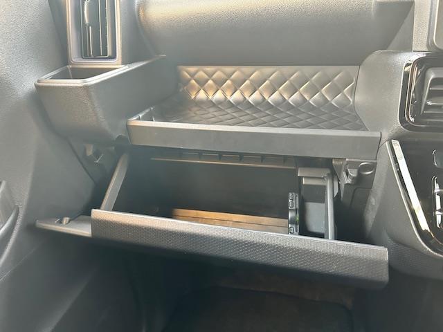 タント カスタムＸ　社外ナビ（フルセグＴＶ、ＤＶＤ、ＣＤ）／Ｂｌｕｅｔｏｏｔｈ／前後ドラレコ／両側パワースライド／全席ヒートシーター／バックモニター／スマートアシスト／衝突軽減ブレーキ／車線逸脱抑制／コーナーセンサー（11枚目）