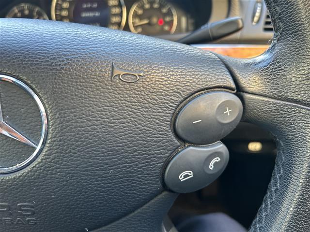 Eクラスステーションワゴン E300 ステーションワゴン ☆社外ナビ(フルセグTV、CD、DVD、Bluetooth)/全席シートヒーター/パワーシート/クルーズコントロール/全席レザーシート/サンルーフ/ルーフレール(7枚目)