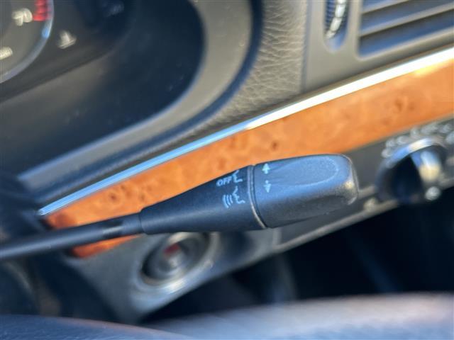 Eクラスステーションワゴン E300 ステーションワゴン ☆社外ナビ(フルセグTV、CD、DVD、Bluetooth)/全席シートヒーター/パワーシート/クルーズコントロール/全席レザーシート/サンルーフ/ルーフレール(9枚目)